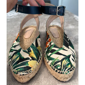 Stuart Weitzman Toga Floral Brocade Espadrille Flats Womens Size 6.5